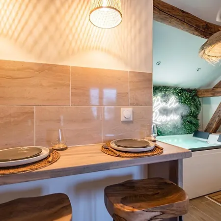 Bali / Magnifique Evasion Jaccuzi Apartment Montgeron
